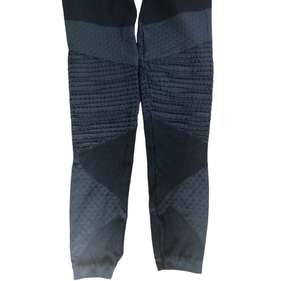 Spanx Look At Me Moto High-Rise Stretch-Woven Black Leggings Sz. M Work~Out - Picture 4 of 5